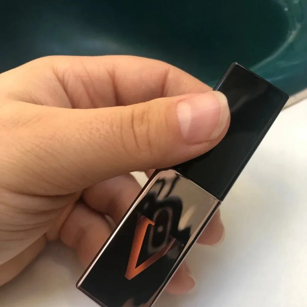 NIB URBAN DECAY LIP CHEMISTRY LIP TINT